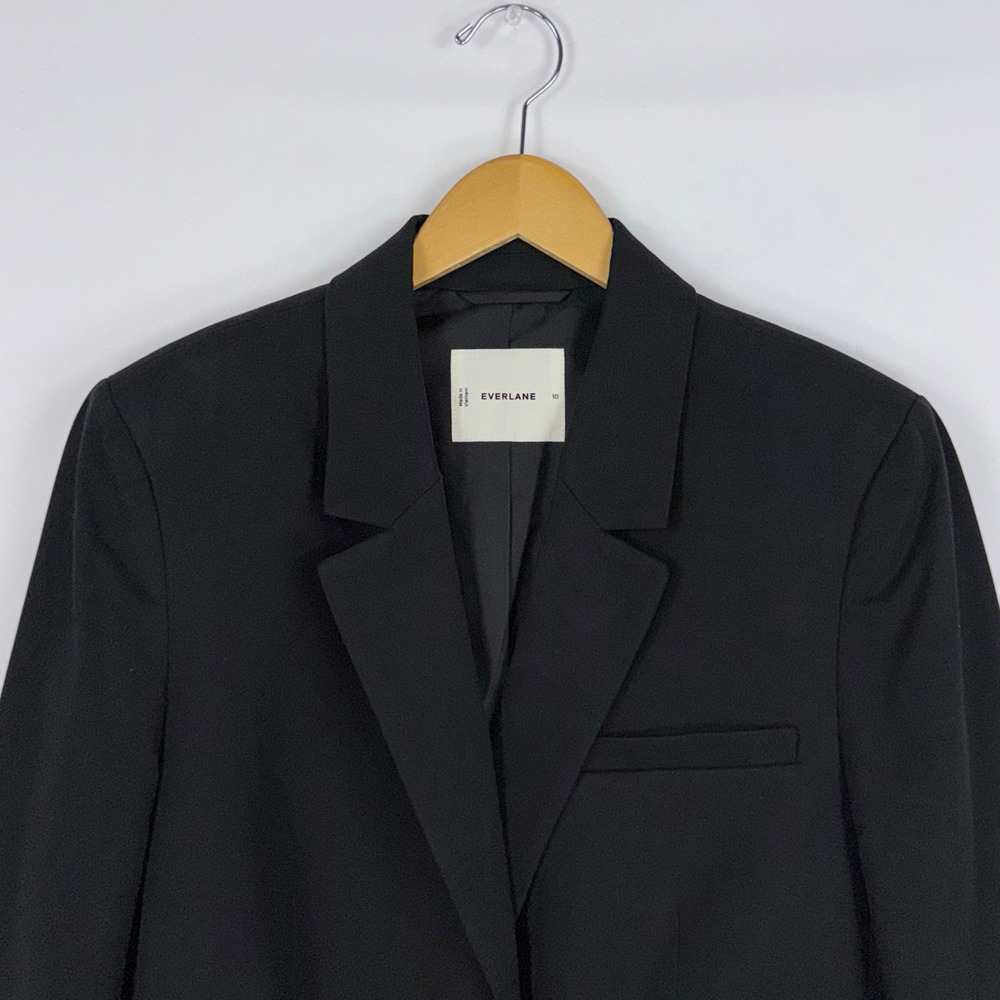 Everlane The Tencel Oversized Blazer Women's Size 10 Black Preppy Modern - Picture 3 of 15